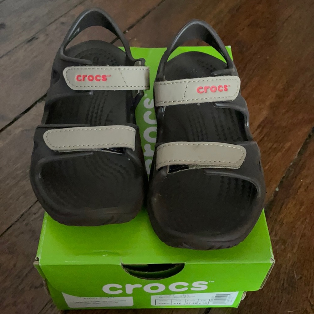 Toddler Boy’s Crocs sandals, size 10